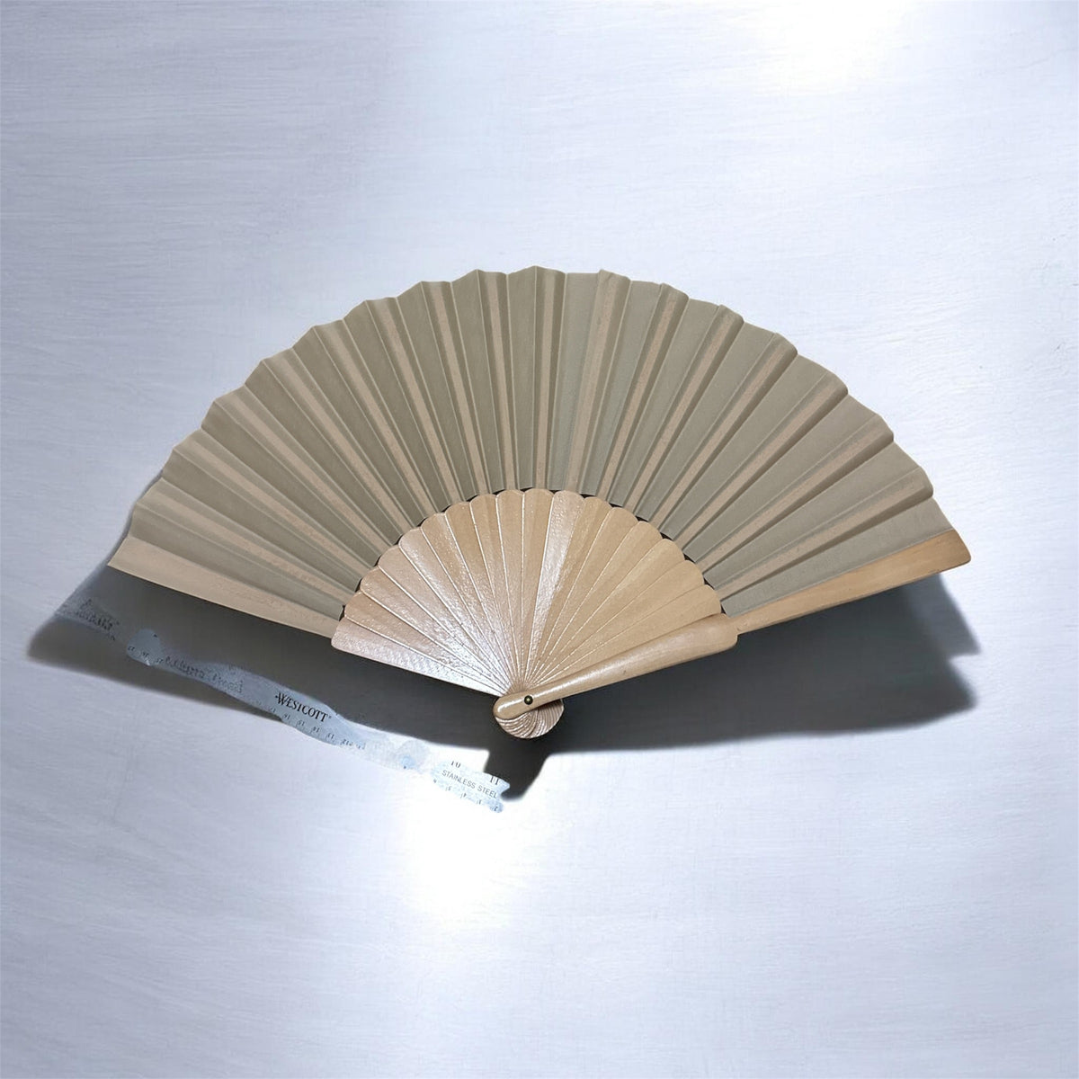 Wood and paper Fan, Abanico en madera y papel (12 in )