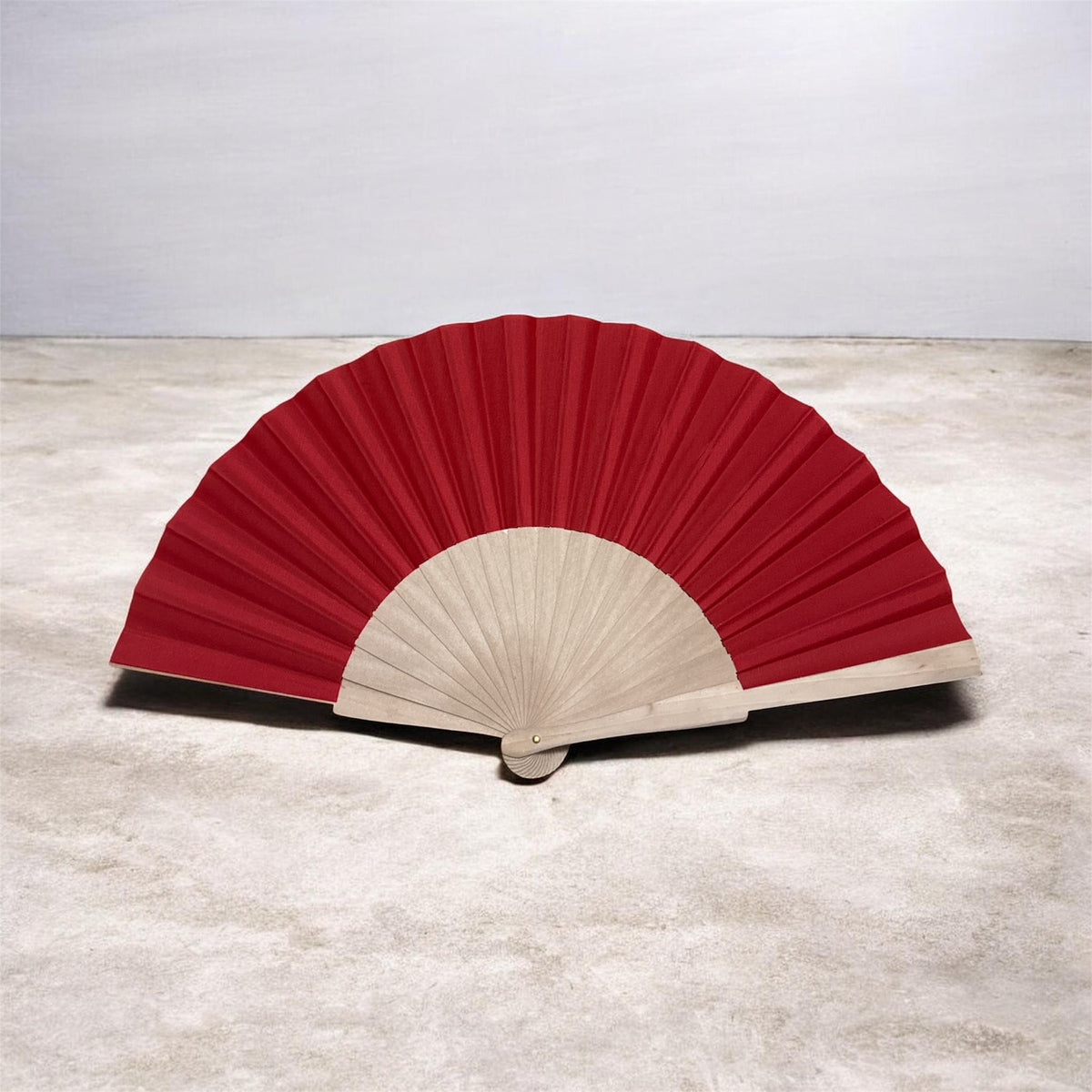 Red Wood and fabric Fan, Abanico en madera y tela (9in) rojo