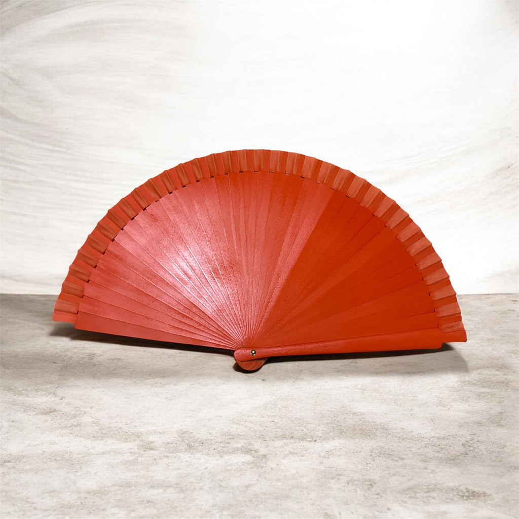 Orange wooden fan, Abanico en madera color Anaranjado (9in)