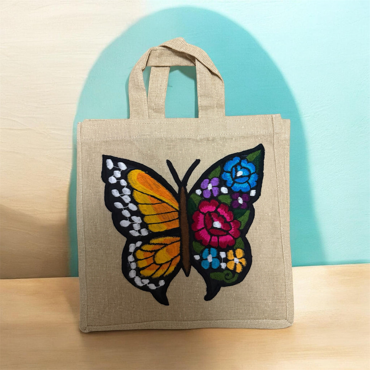 Jute Tote Handbag / Bolsa cuadrada en yute Mariposa 2