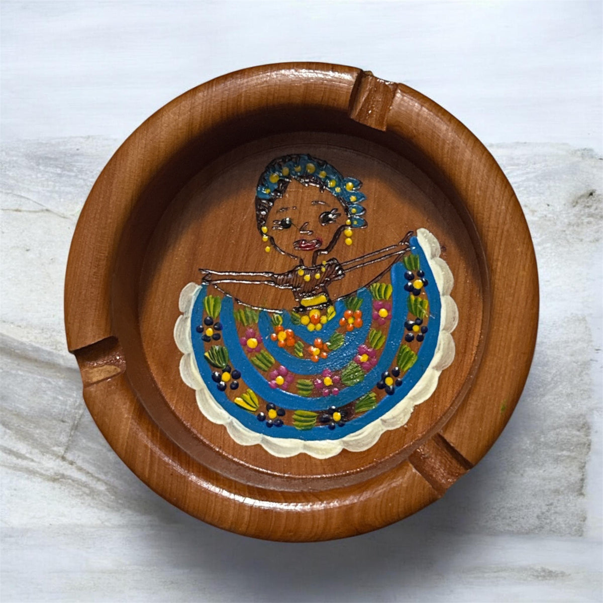 Ashtray / Cenicero lele azul