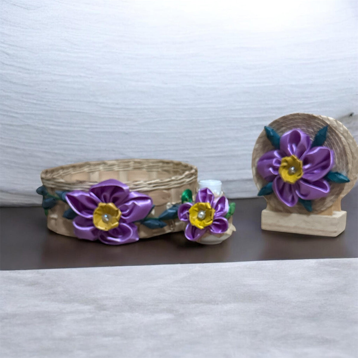 Tortilla holder, Napkin holder, and Salt shaker set / Tortillero, Servilletero y Salero / Morado