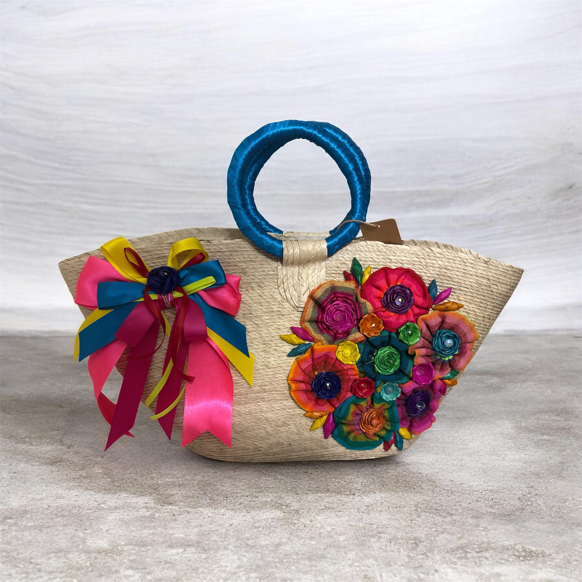 Multicolor Palm Handbag with Blue Handle / Bolso de mano multicolor de palma con asa azul