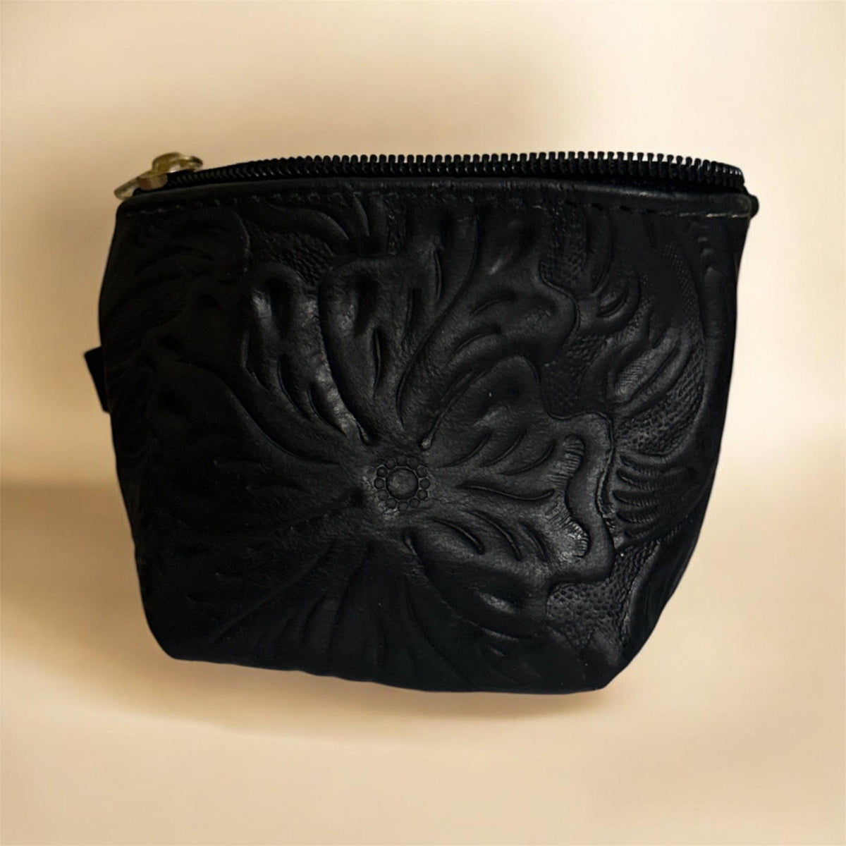 Black Handcrafted Mexican Leather Coin Purse / Monedero en Piel Negra