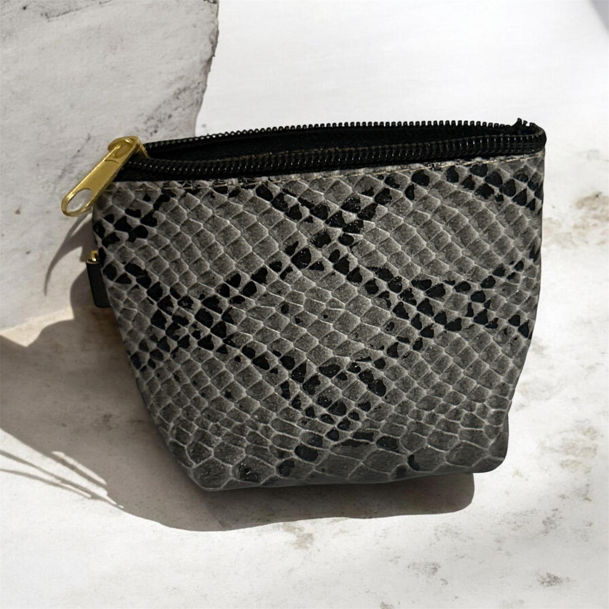Gray Snake-Skin Leather Coin Purse / Monedero en Piel vibora gris