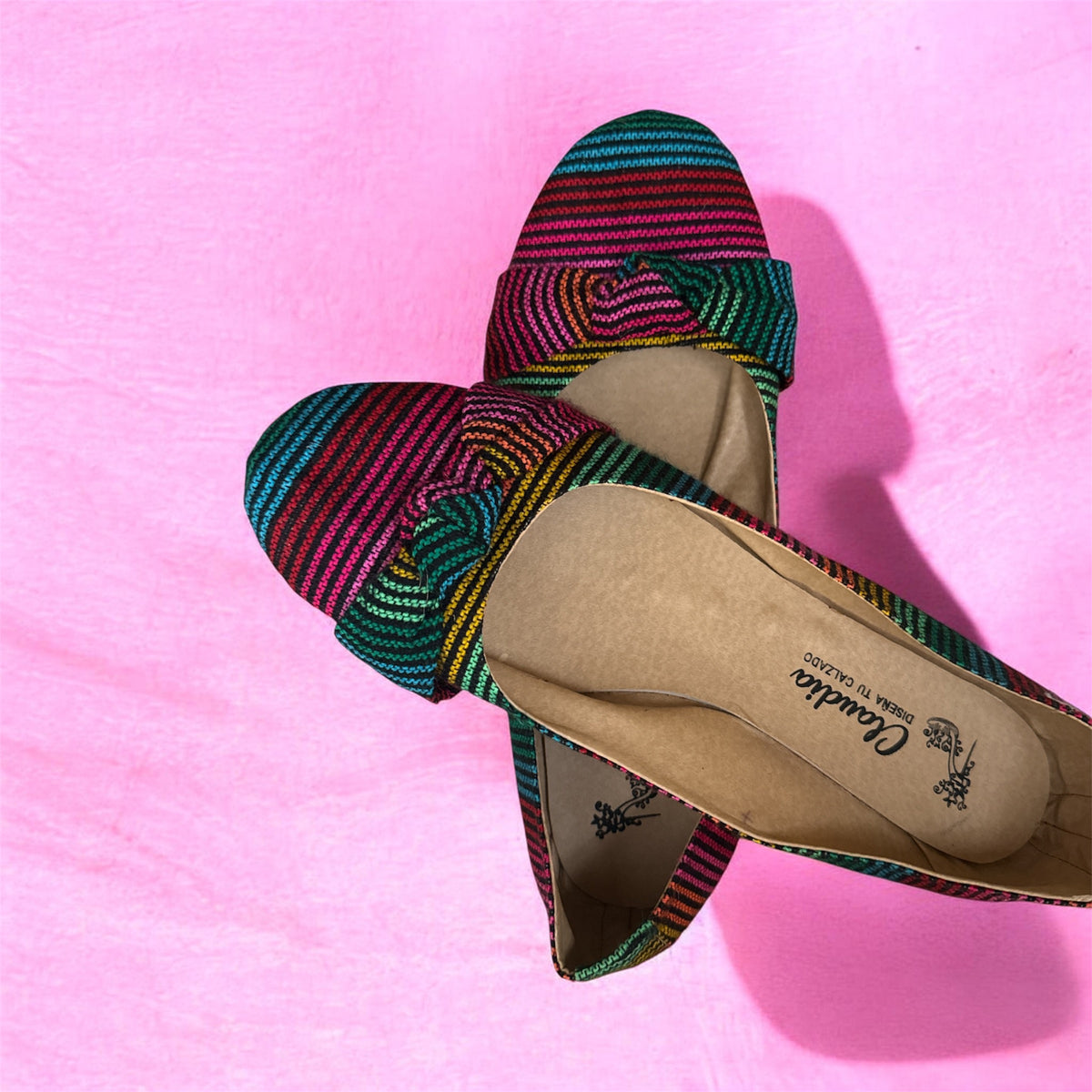 Mexican-Inspired Handcrafted Shoes / Zapatos estilo Rebozo