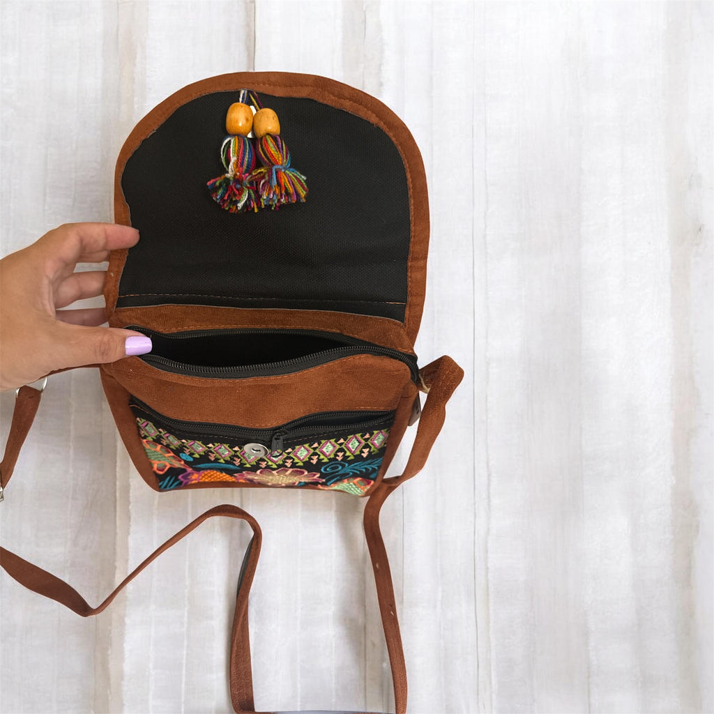 Vibrant Mexican Leather Square Crossbody Bag/ Bolsa en piel en forma cuadrada 3