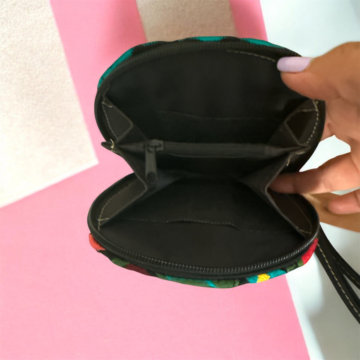 Mexican Embroidered Wallet / Cartera con Bordados Mexicanos