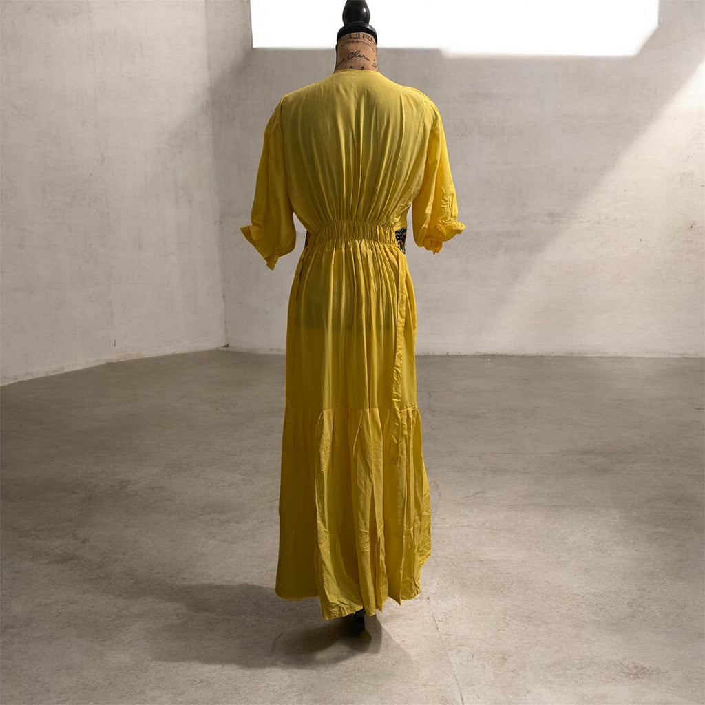 Colorful Mexican-Inspired Dress / Vestido con Detalles Coloridos Amarillo