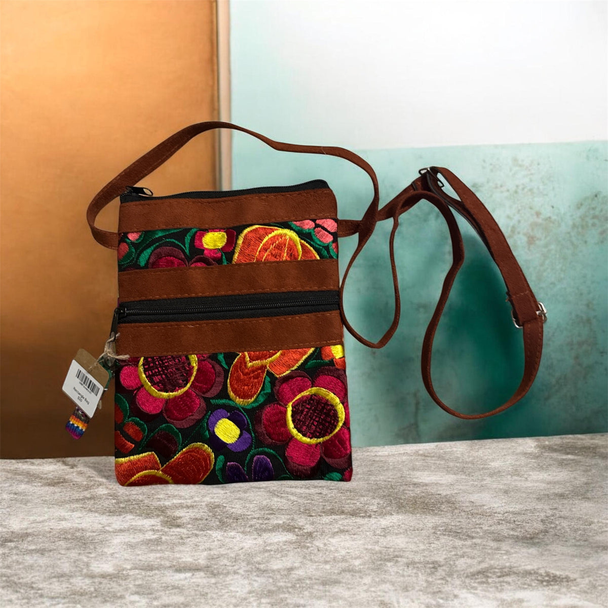 Vibrant Mexican Leather Rectangle Crossbody Bag/ Bolsa en piel en forma Rectangulo 4